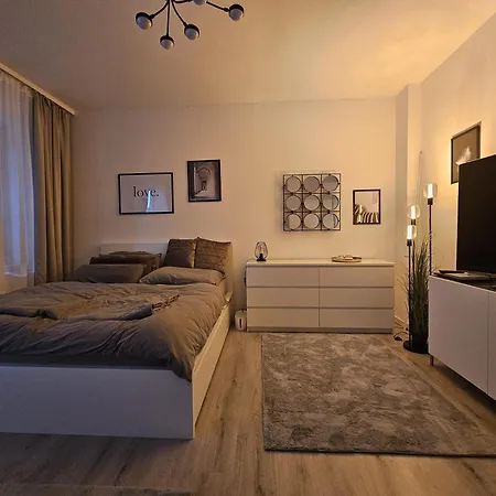 Moderne 2 70 Qm In Altstadtlage Lägenhet