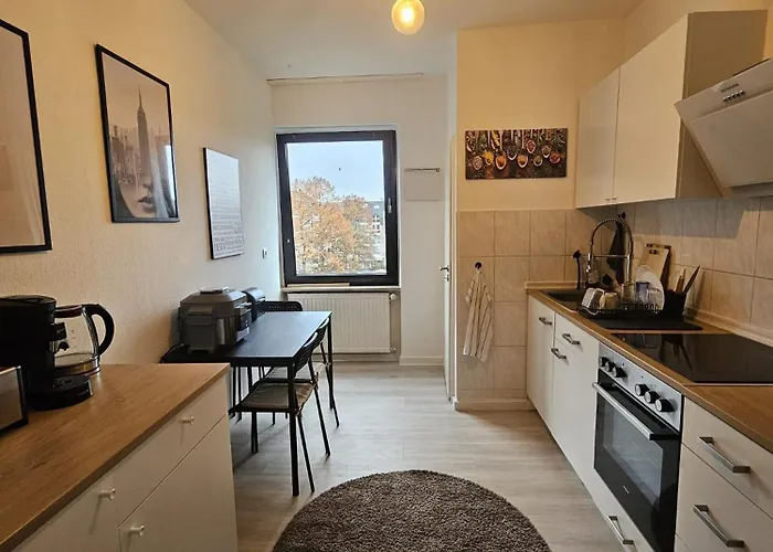 Moderne 2 70 Qm In Altstadtlage * Κόμπλεντς